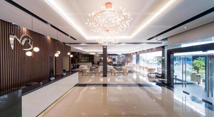 Mallberry Suites Business Hotel Кагаян-де-Оро Экстерьер фото