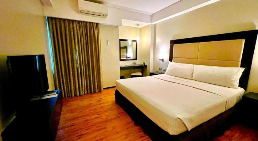 Mallberry Suites Business Hotel Кагаян-де-Оро Экстерьер фото
