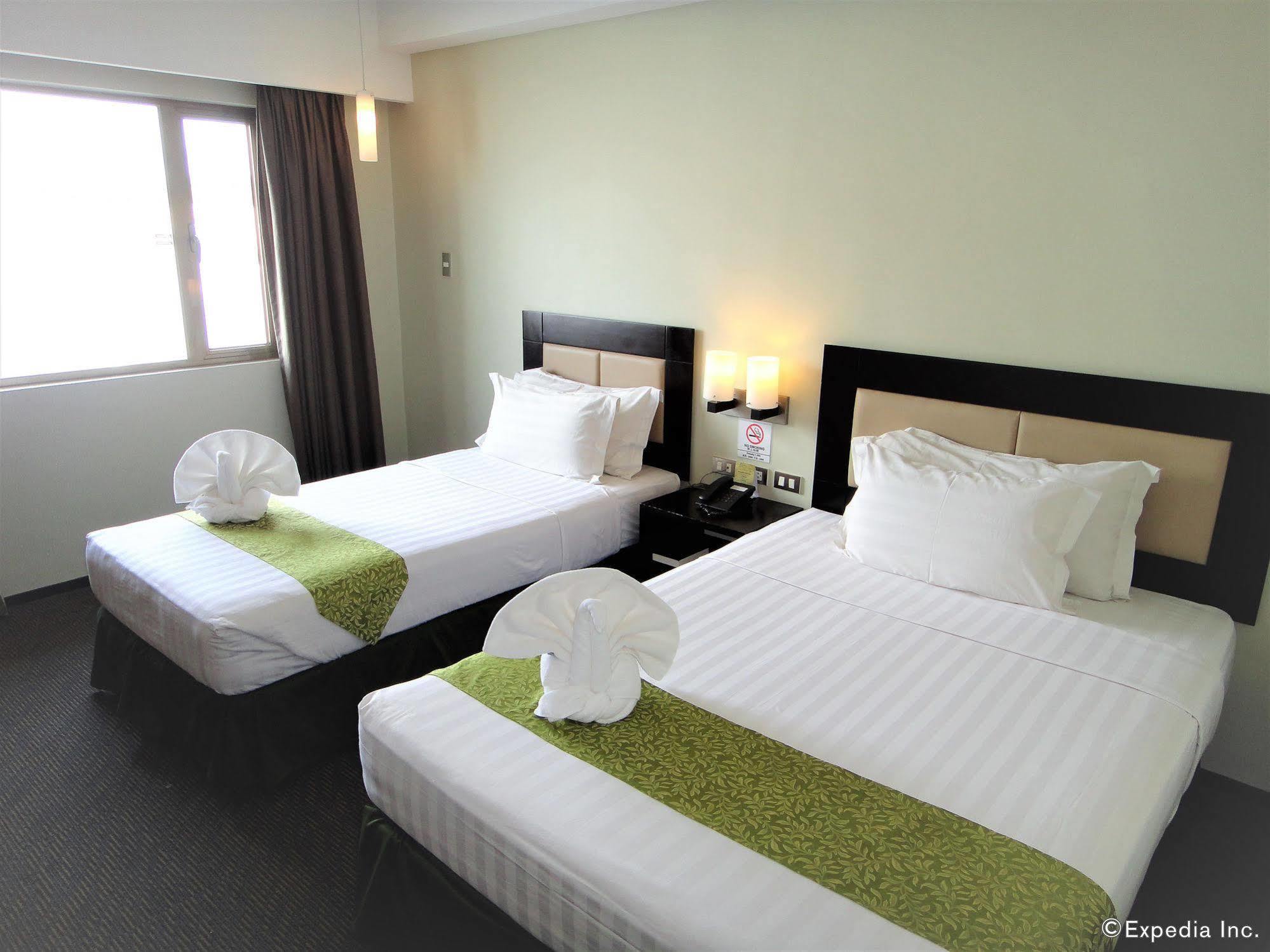 Mallberry Suites Business Hotel Кагаян-де-Оро Экстерьер фото