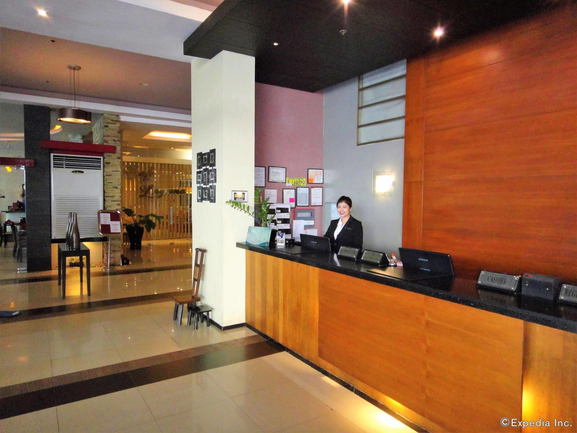 Mallberry Suites Business Hotel Кагаян-де-Оро Экстерьер фото